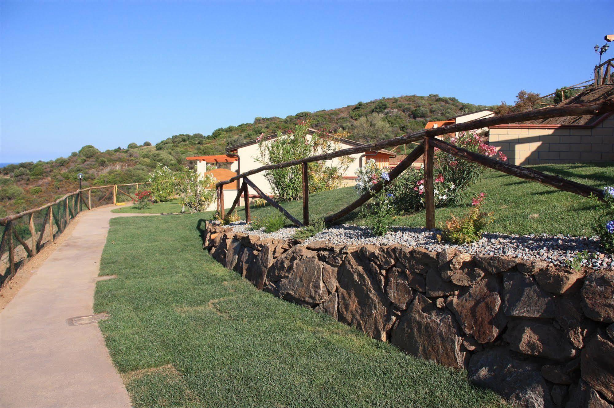 Hotel Pedra Ruja 3*